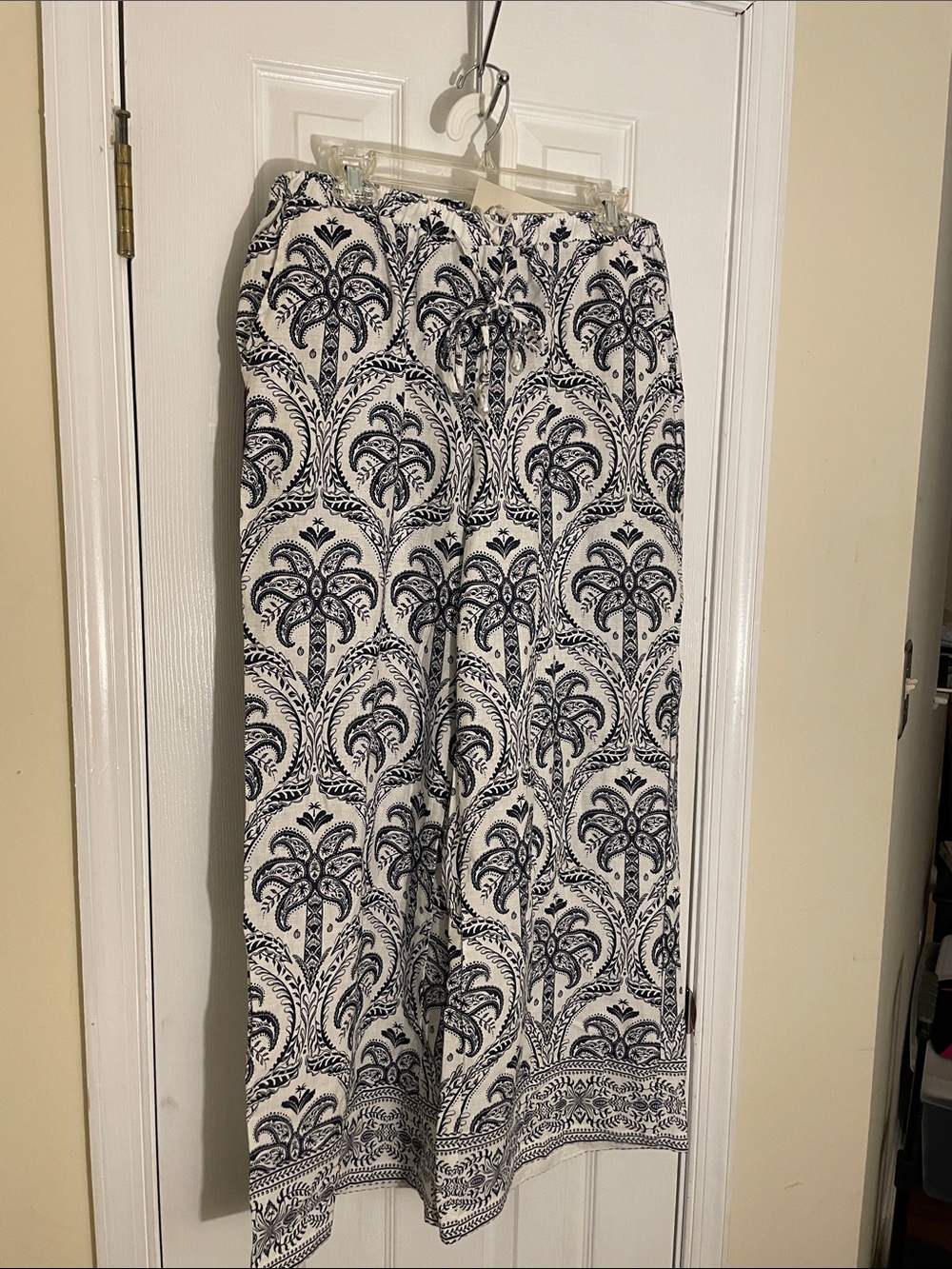 Joie Linen Blend Drawstring Border Print Wideleg Pants -White/Navy Classic L